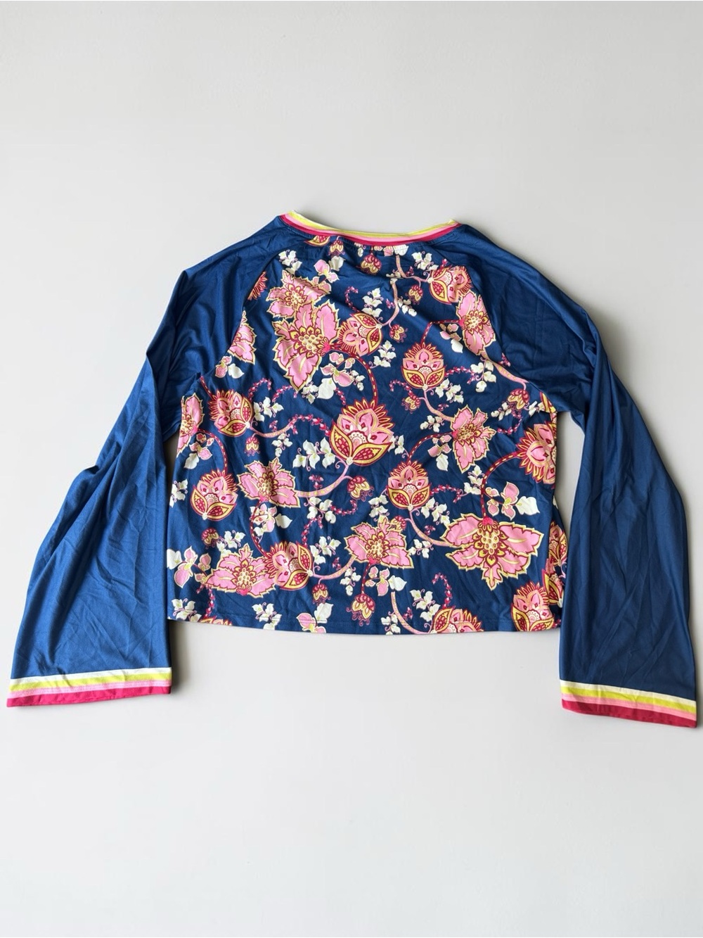 Johnny Was Active Floral Performance Long Sleeve Top Blue Pink Relaxed Size L - Picture 3 of 13